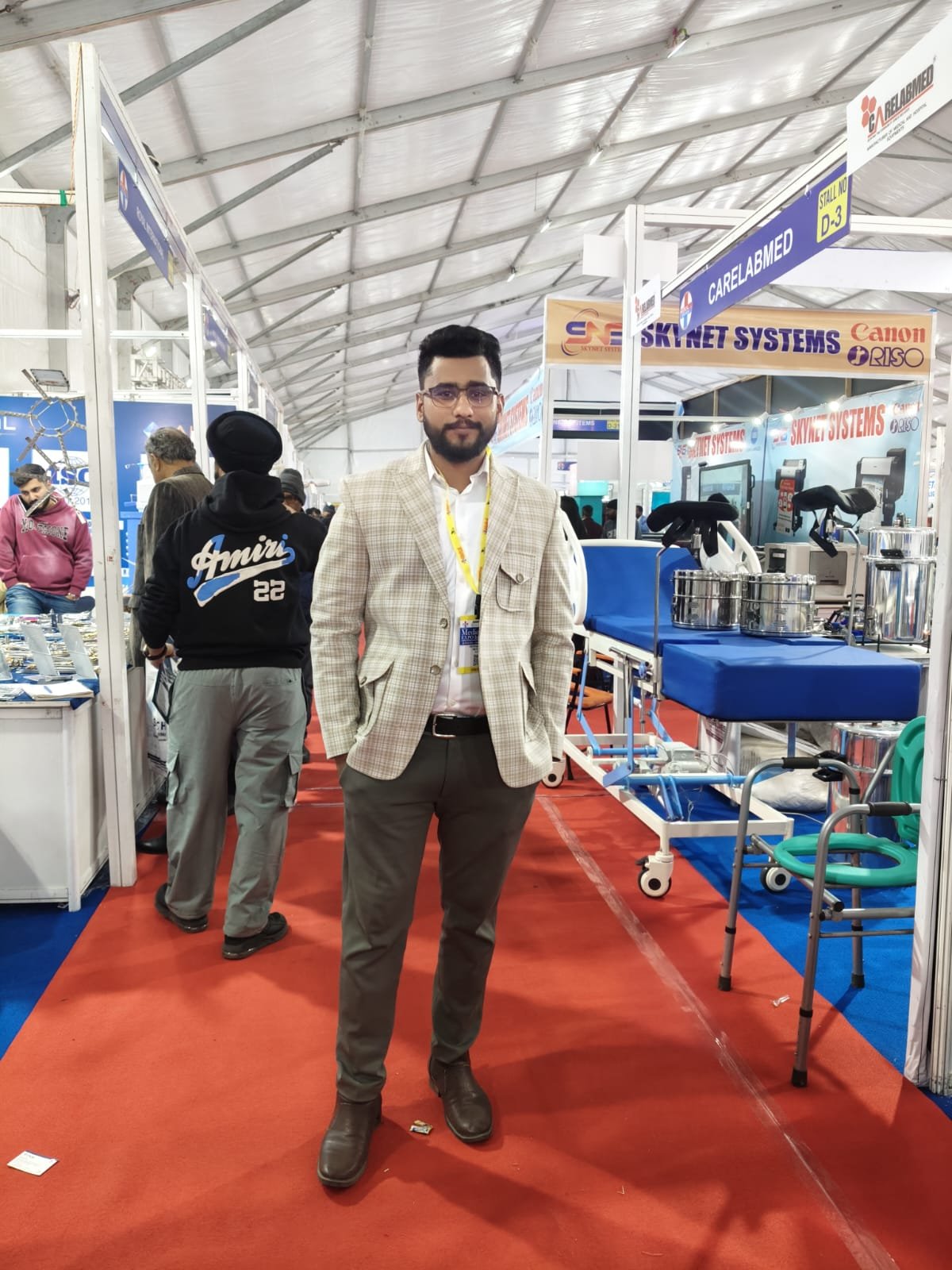 Founder of LABOLIT & UMA Scientific Shubham Pandey